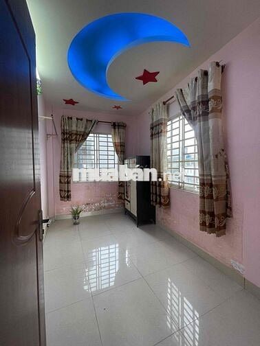 Cho Thuê Nhà Nguyên Căn 3 Tầng Gần Q1 Đường XVNT Giá 12tr