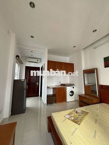 CHO THUÊ STUDIO BAN CÔNG MGR GẦN NGÃ 7 LÝ THẢI TỔ, NGÃ 6 CỘNG HÒA