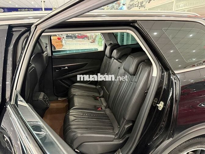 Peugeot 5008 1.6AL 2018 màu đen