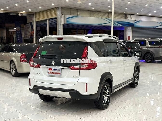 Suzuki XL7 GLX AT 2021 màu trắng