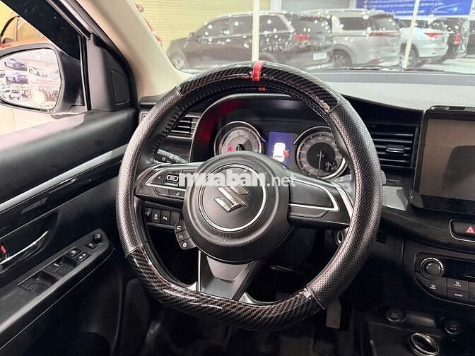 Suzuki XL7 GLX AT 2021 màu trắng