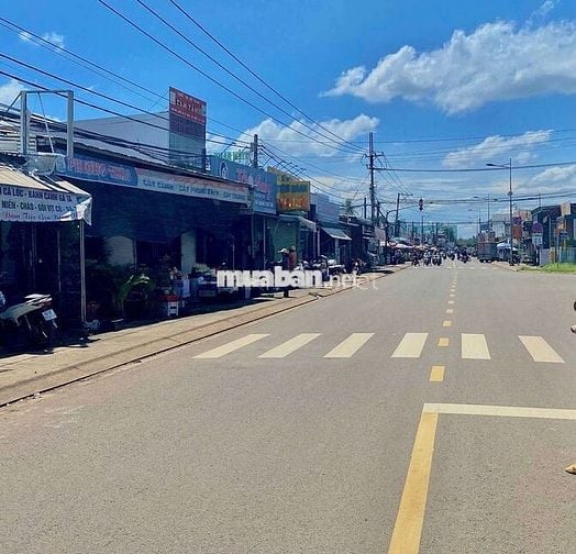 Đất nền mặt nhựa Bình Lộc 5,5x30