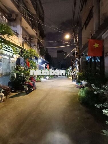 Nhà 4 tầng thu 30 triệu/tháng, hẻm xe hơi 1 sẹc đường Nguyễn Văn Khối