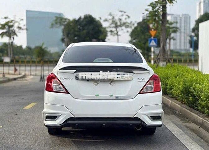 Nissan Sunny XV AT bản đủ 2020