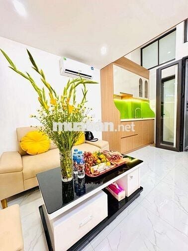 HÓT HIỂM NHỈNH 4 TỶ CÓ NHÀ 5 TẦNG ĐẸP LONG LANH, ĐỐNG ĐA, HÀ NỘI