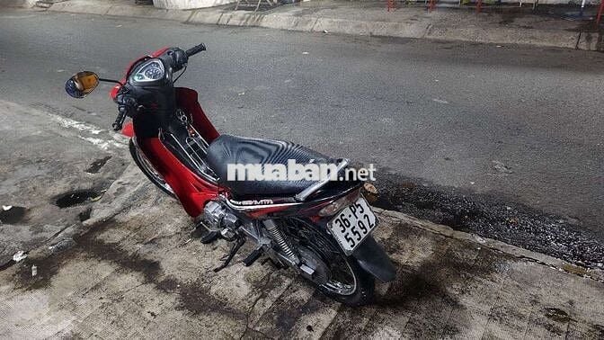 Xe máy Yamaha Jupiter đỏ đen thể thao