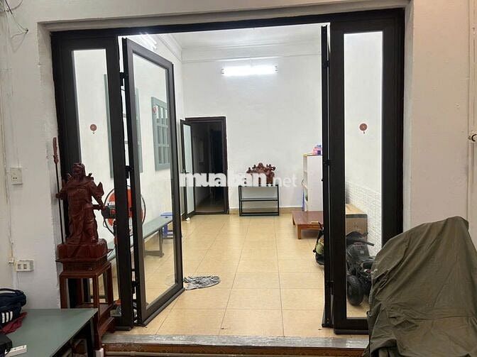 Cho thuê Cửa Hàng, Văn phòng Phố Đào Tấn gần TTTM LOTTE 6,5t