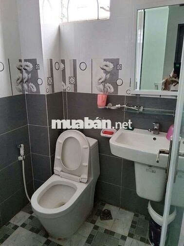 Mặt tiền kinh Doanh 4x18. 2 trệt 2 lầu