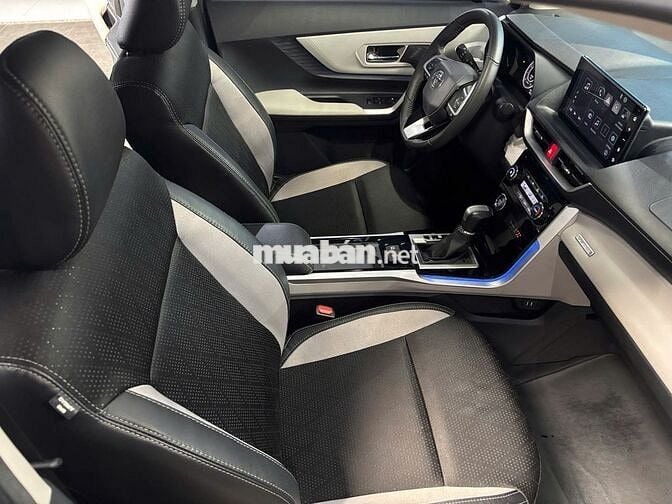 Toyota Veloz Cross 2022  - 28000 km