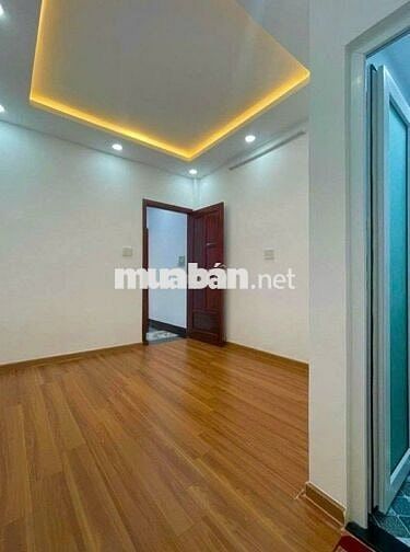 Cần cho thuê nhà ngay MT 245A Lê Văn Sỹ, Phường 13, Q. Phú Nhuận