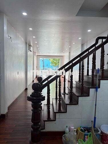 Cho thuê nhà hẻm xe hơi  343/35 Sư Vạn Hạnh