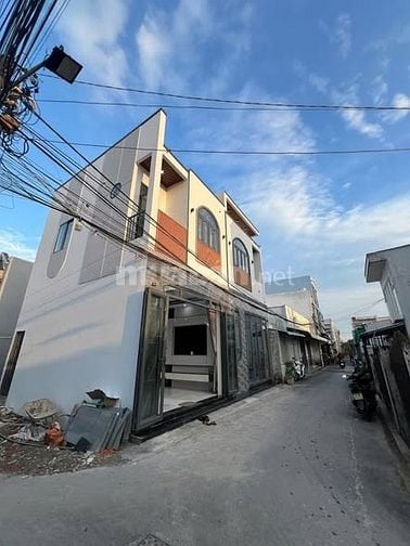 HÀNG HIẾM NHÀ PHỐ GỐC 2 MẶT TIỀN – 2 TẦNG, FULL NỘI THẤT – GIÁ 2,85 TỶ