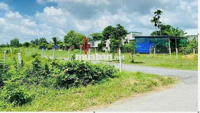 Đáo hạn ngân hàng bán lô đất 100m2 chỉ 800tr ngay đường Bà thiên CủChi