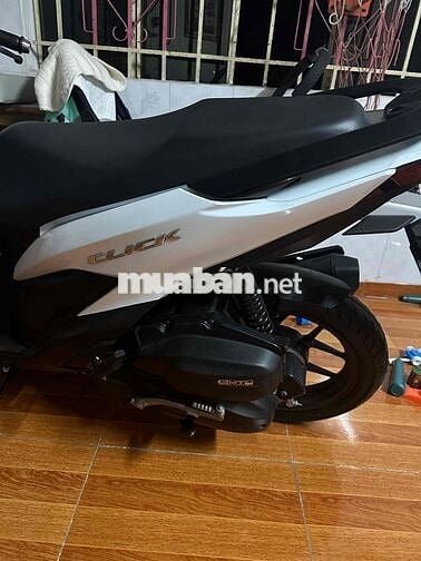 click thái nguyên zin vỏ theo xe