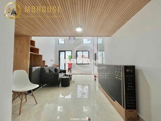 Cho Thuê Căn Hộ Mini Gác Cửa Sổ To Ngay Vòng Xoay Cống Quỳnh Quận 1