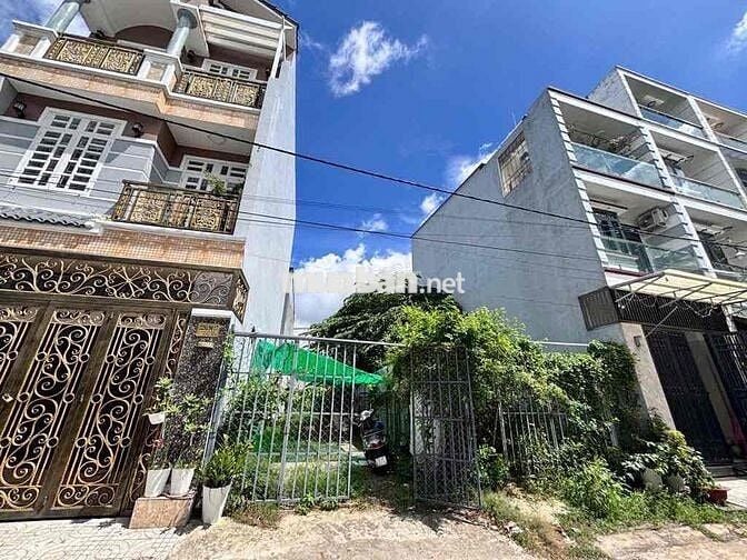 🍀95/M2  ĐẤT 2 MẶT TIỀN TRƯỚC SAU -ĐƯỜNG NHỰA 8M THÔNG TỨ TUNG -TT NHÀ