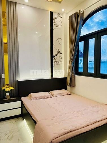 HÀNG HIẾM NHÀ PHỐ GỐC 2 MẶT TIỀN – 2 TẦNG, FULL NỘI THẤT – GIÁ 2,85 TỶ