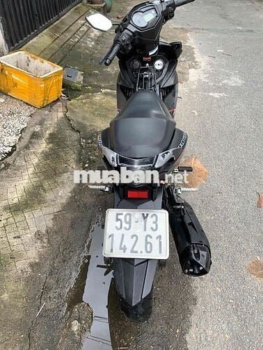 mình cần bán chiếc ex đời 2018 ( kí giấy mua bán)