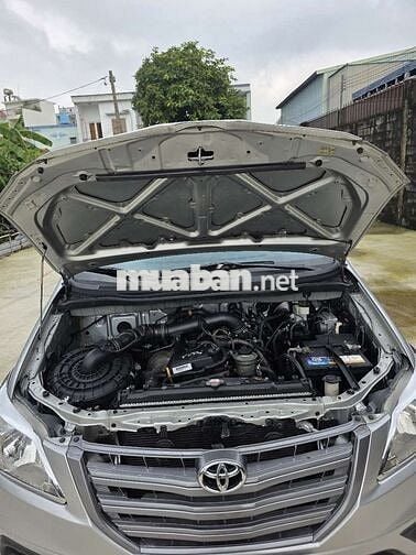 Gia đình cần bán xe Innova 2016