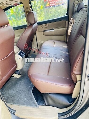 Xe Toyota Hilux 3.0G 4x4 MT 2014