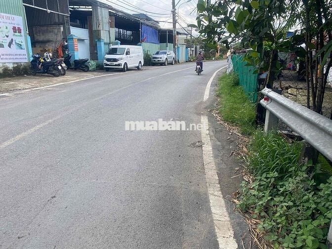 chu gửi lo đất nhi bình ( 1100) đất vườn. giá 8 tỷ 6