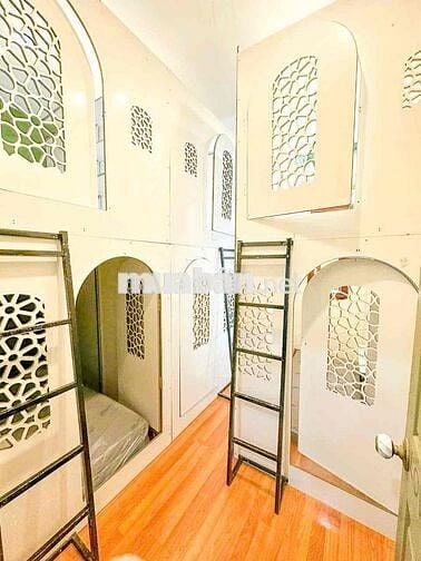 KTX NAM/NỮ NGAY NGÃ TƯ HÀNG XANH_ XÔ VIẾT NGHỆ TĨNH, P25, BÌNH THẠNH