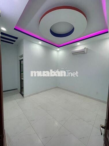 Bán nhà hẻm ôtô tại Nguyễn Thị Thập, 8,2 tỷ, 65.5m2