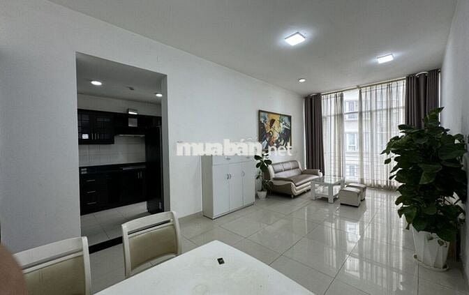 Bán căn hộ tại quận 7 full nội thất có sổ hồng