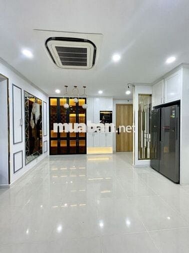 15Tr - Căn hộ Emerald 86m² (2PN+Kho), Full NT Xịn, View CV, Sát Aeon