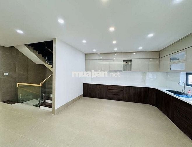 Nhà Đẹp HXH, 40 m2, 3 Tầng Bình Thành thông Nguyễn Thị Tú, Bình Tân