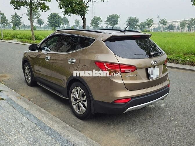 Hyundai Santa Fe 2015 2.4L 4WD - 95000 km