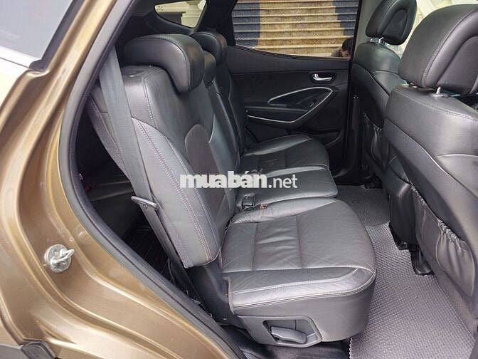 Hyundai Santa Fe 2015 2.4L 4WD - 95000 km