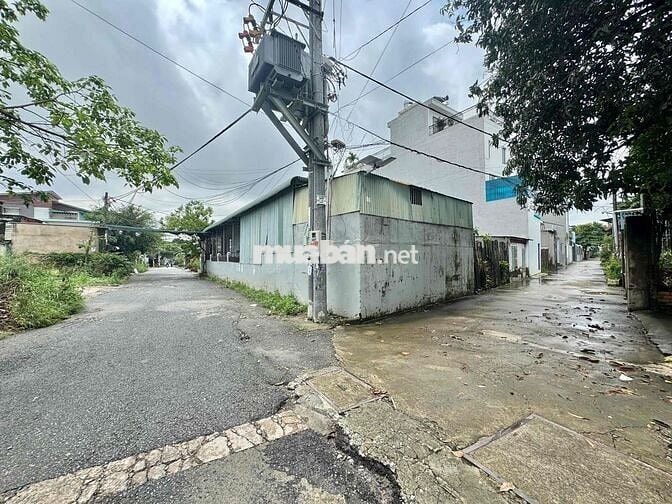 Quý anh chị tìm đất trảng dài tham khảo 2/Lô này ạ