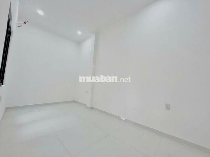 BÁN NHÀ CÓ HOÀN CÔNG_GẦN CỔNG 11_ TẶNG FULL NỘI THẤT 700tr