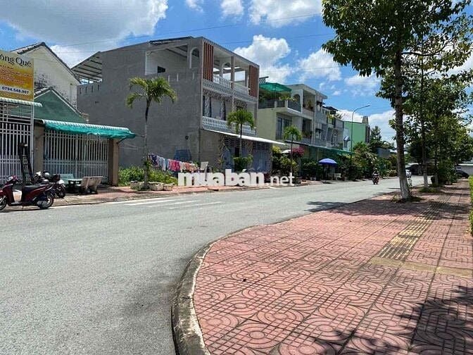 THỞ OXI SIÊU RẺ MẶT TIỀN PHAN VĂN ĐÁNG HÀNH CHÍNH TỈNH