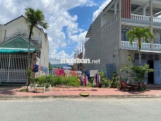 THỞ OXI SIÊU RẺ MẶT TIỀN PHAN VĂN ĐÁNG HÀNH CHÍNH TỈNH