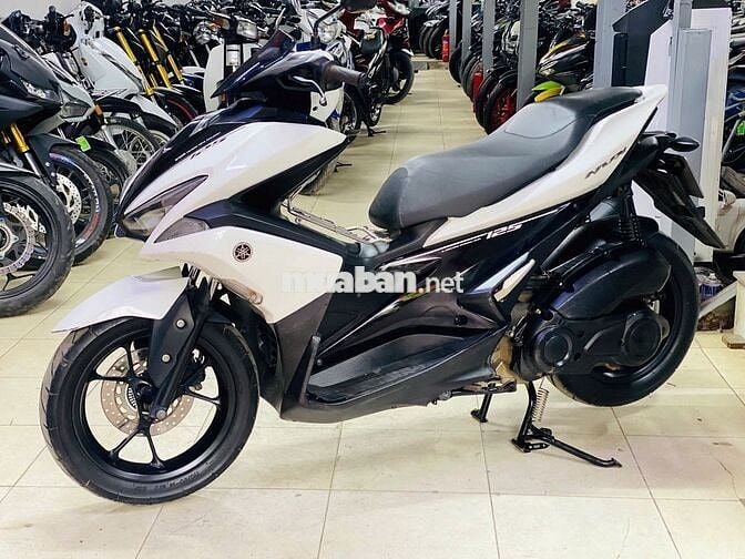 XE MÁY THỊNH PHÁT - NVX 125 TRẮNG ĐEN BIỂN HÀ NỘI