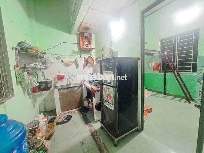 CHỈ 2 TỶ NHÀ RIÊNG , SỔ HỒNG RIÊNG GẦN MẶT TIỀN PHAN VĂN HỚN .CHỢ XTT