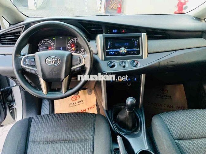 Toyota Innova 2019 2.0E - bảo hành Toyota