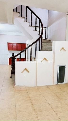 Cho thuê nhà nguyên căn ngõ 750 Kim giang, P Thanh Liệt, Hà Nội.