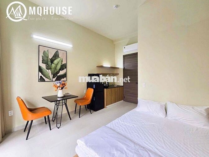 Stu cửa sổ trời siêu bự full nội thất ngay Nguyễn Sơn