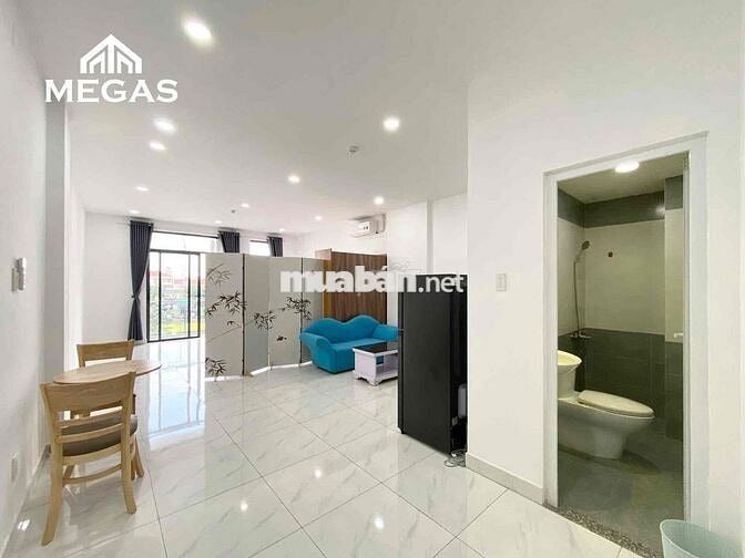 CHO THUÊ CĂN STUDIO 40M2 TÁCH BẾP BAN CÔNG NGAY CẦU KIỆU PHÚ NHUẬN