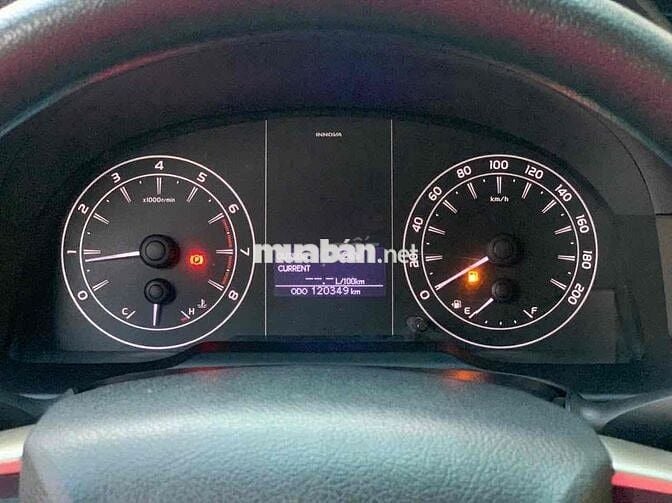 Toyota Innova 2019 2.0E - bảo hành Toyota