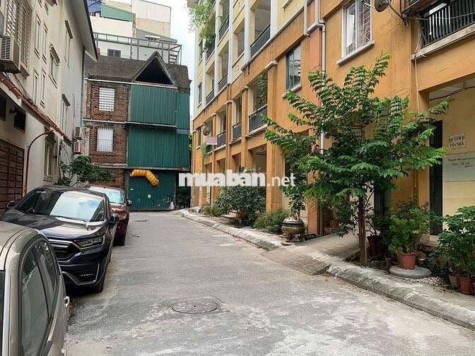 Chính chủ Cần bán căn hộ chung cư thấp tầng -553 Giải Phóng Chính chủ Cần bán căn hộ chung cư thấp tầng -553 Giải Phóng