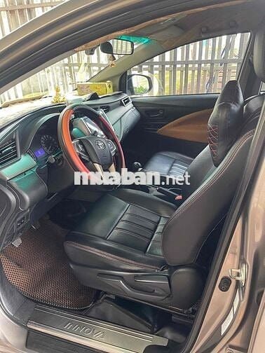 Toyota Innova 2017 2.0E - 117000 km