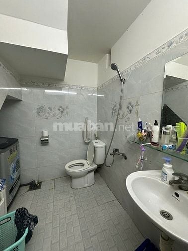 Cần bán nhà 1 trệt 2 lầu đường số 44 Trương Đình Hội P16 Q8