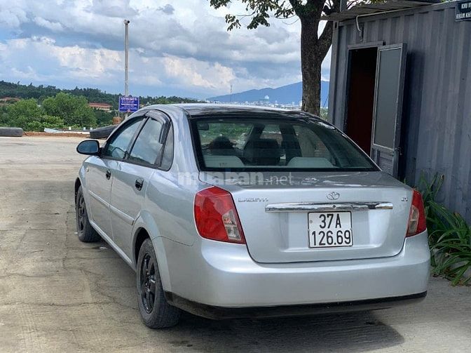 xe gia đình sử dụng nay em cần bán, xe hoạt động tốt, mọi chức năng tr