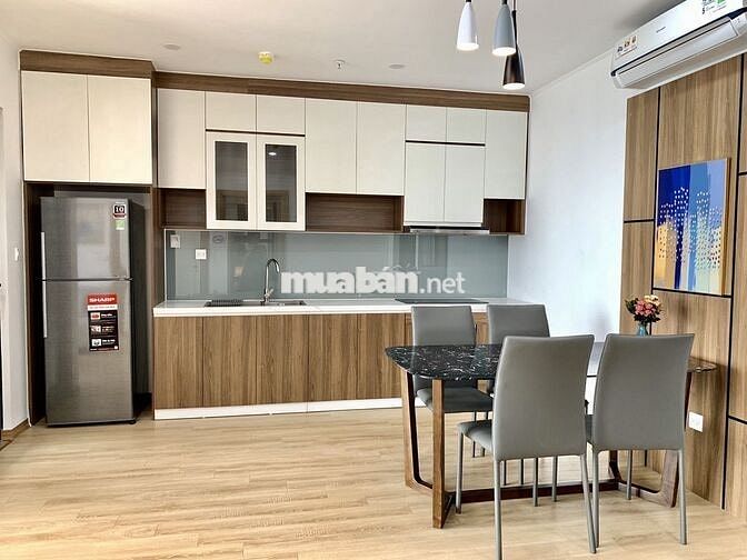 Hot - Bonanza - Cầu Giấy BC Đông Nam 100m2 3PN full đồ đẹp giá 19tr/th