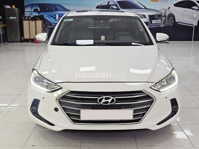 Em bán hyundai elantra 2018 2.0 GLS màu trắng