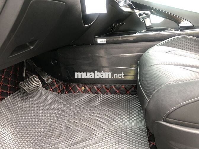 Hyundai Elantra 2025 1.6 AT Đặc biệt - 2000 km